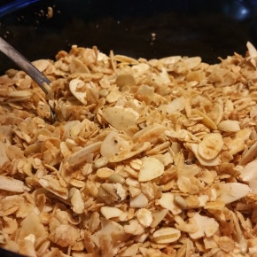 Homemade, Healthy and Easy Granola Recipe